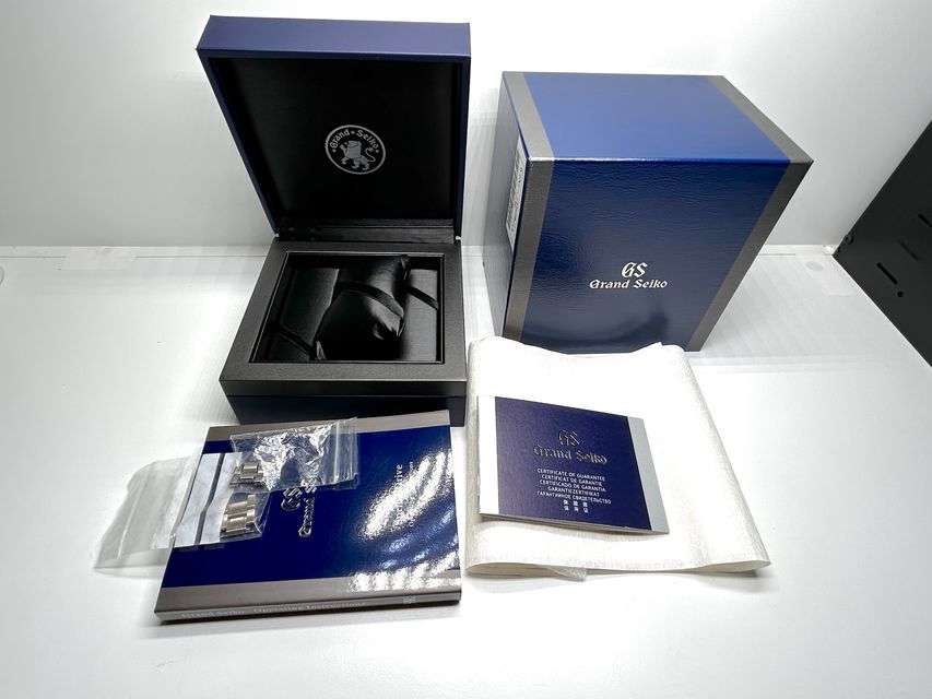 Grand Seiko Heritage Collection SBGA211 Image 5